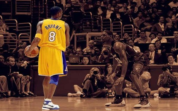 拉塞尔在中 拉塞尔在中