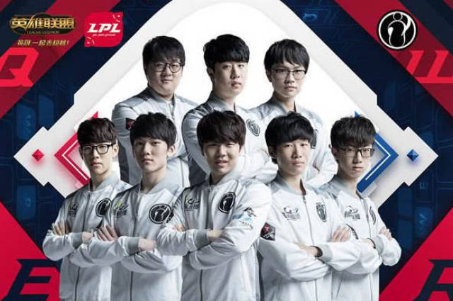 小前锋位置 小前锋位置